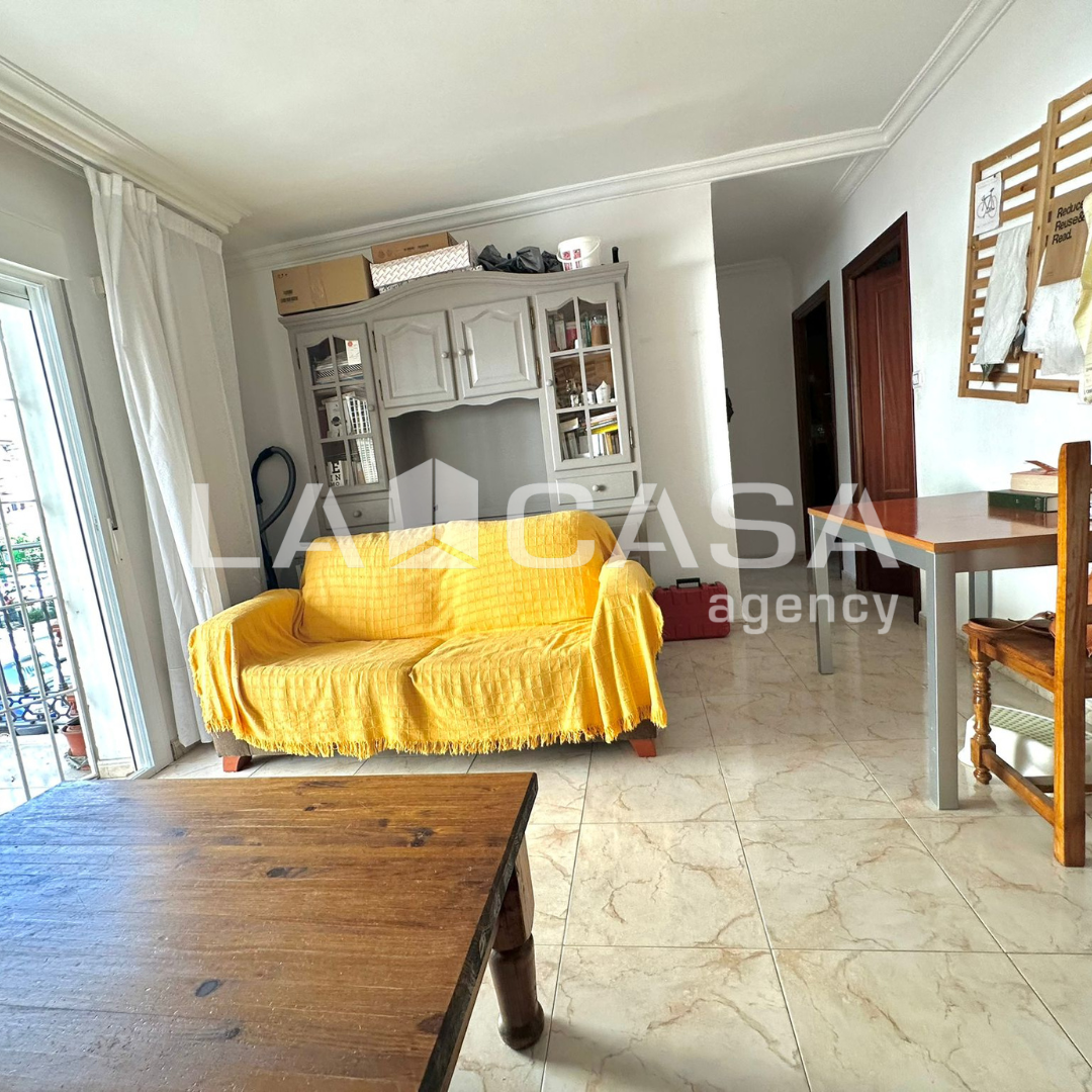 Living room of Flat for sale in  Sevilla Capital