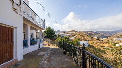 Espectacular vivienda con vistas increíbles al mar y montaña!