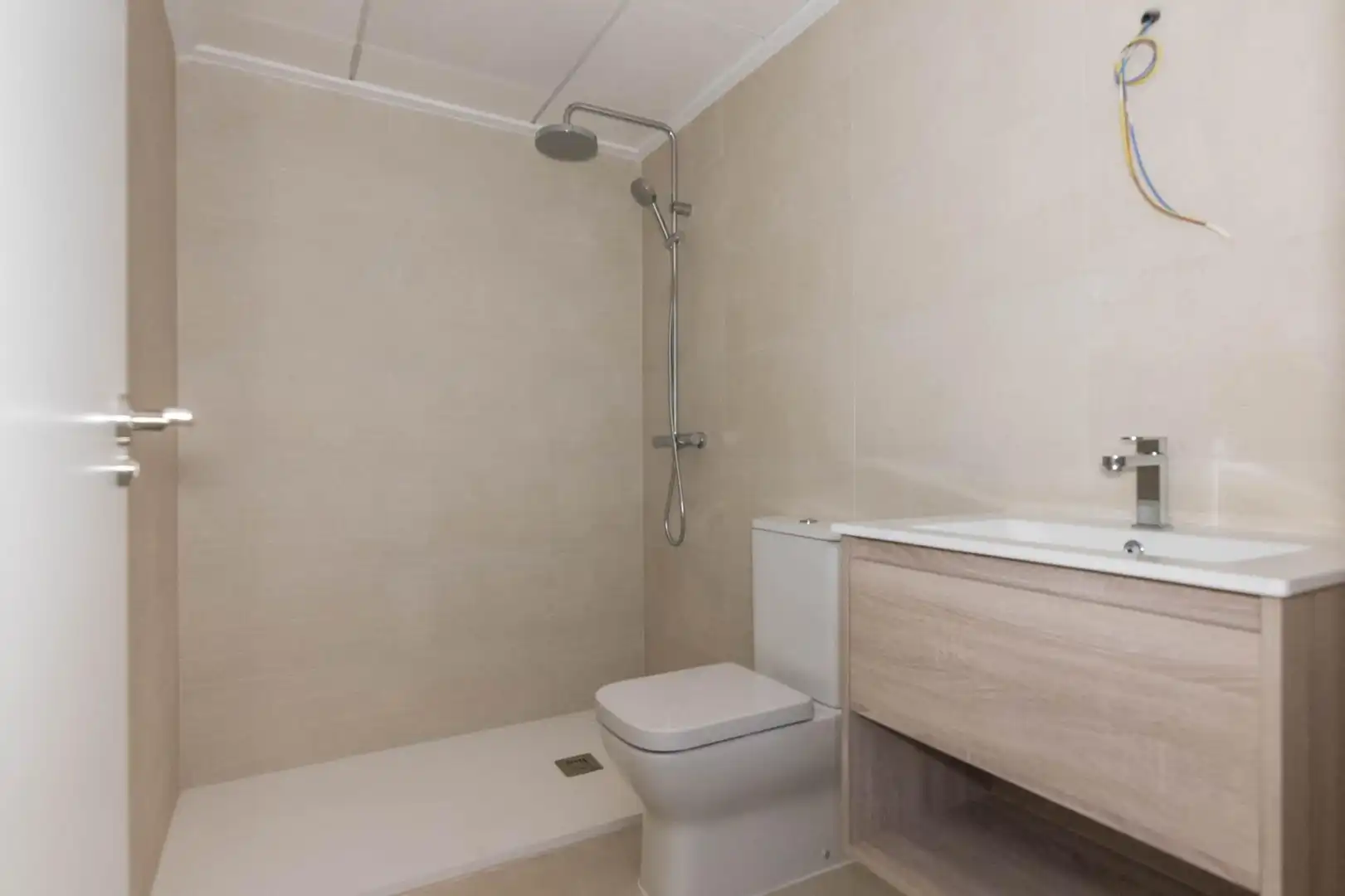 Piso en venta en Avenida ZARAICHE, La Flota