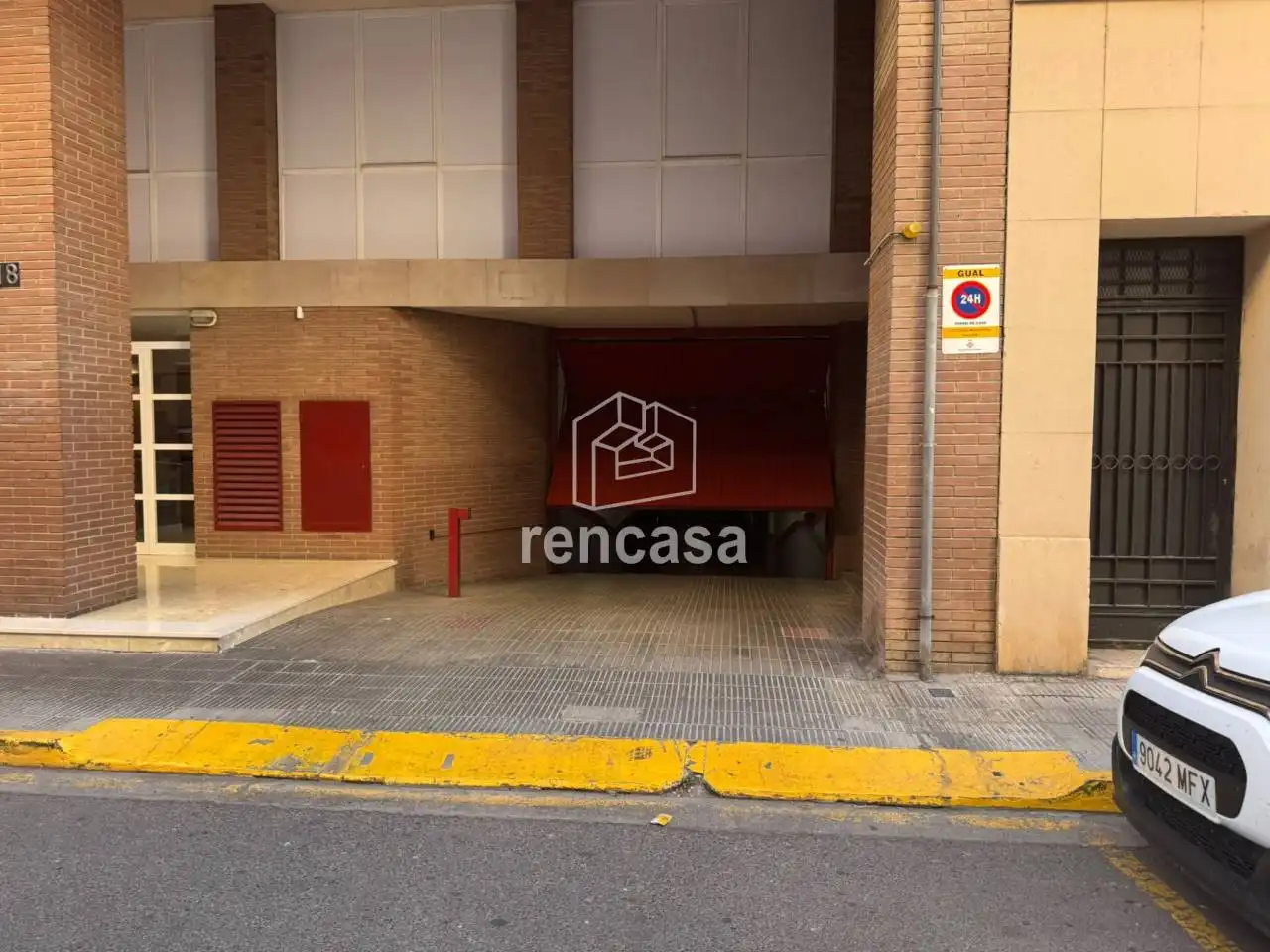 Individual en alquiler en Calle Alfons II, imagen 10