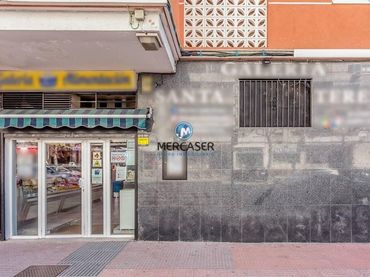Local comercial en venta en Reyes Católicos