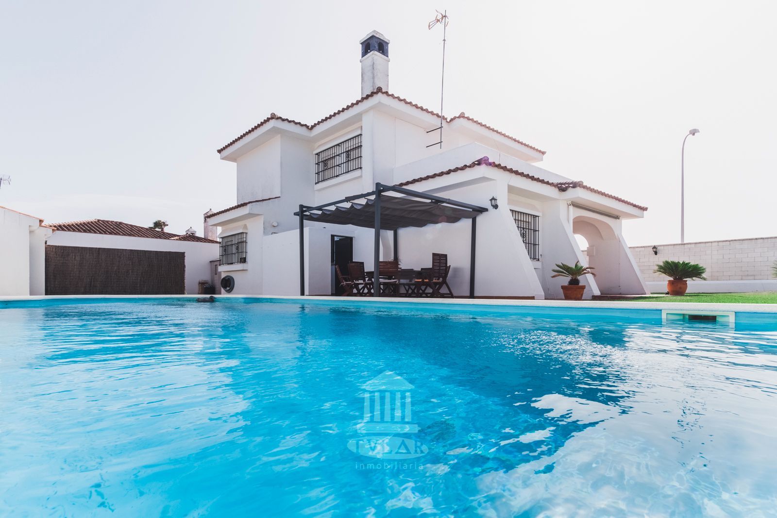 Exterior view of House or chalet for sale in El Puerto de Santa María  with Private garden, Terrace and Swimming Pool