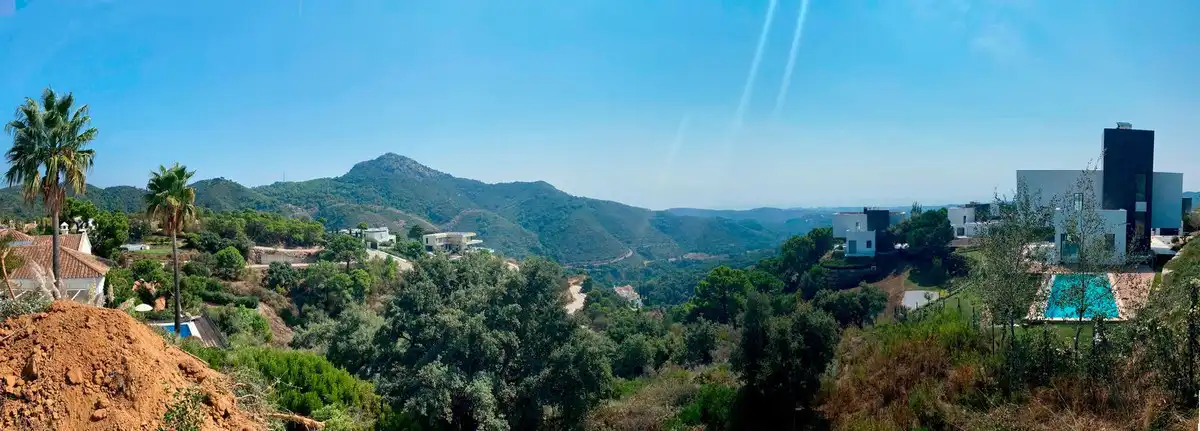 Vista exterior de Residencial en venda en Estepona