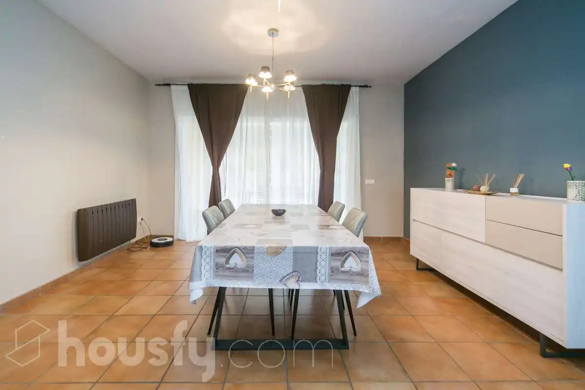 Casa o xalet en venda a Carrer de la Figuera, Olèrdola
