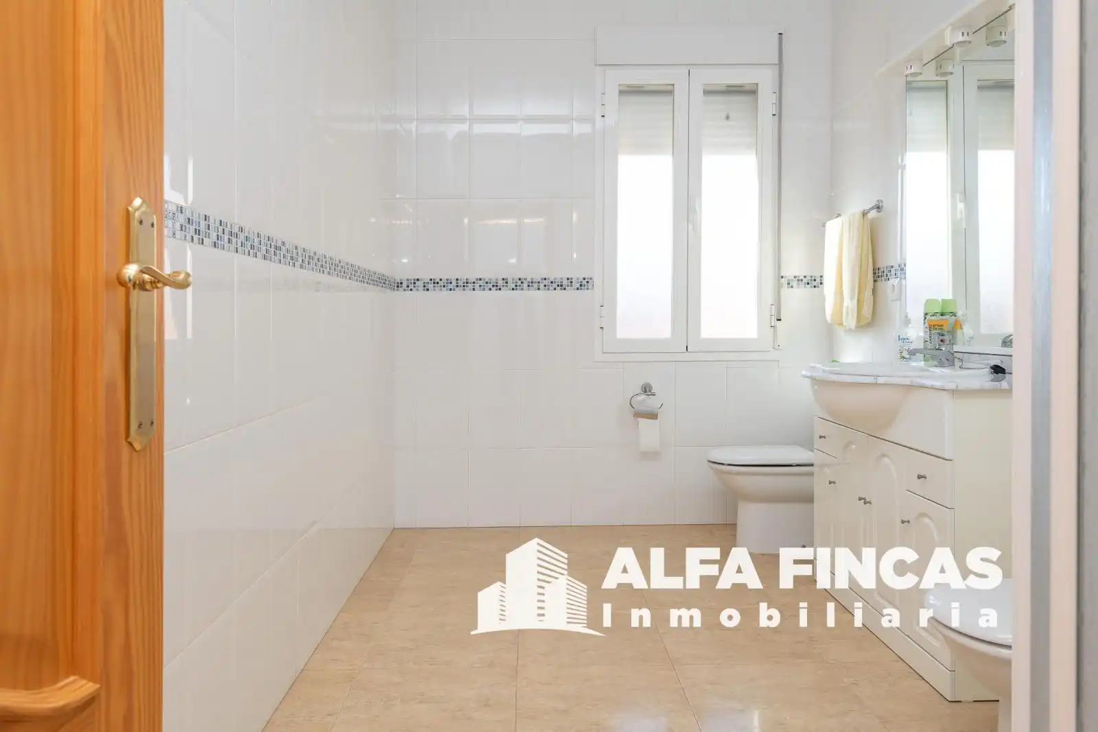 Baño de Casa o chalet en venta en San Clemente con Calefacción, Jardín privado y Terraza