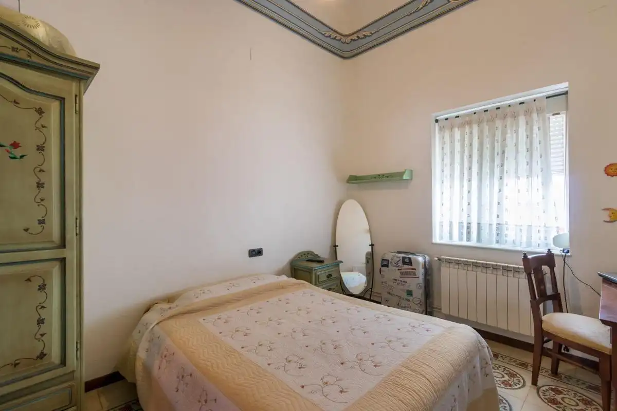Dormitori de Casa o xalet en venda en Albolote amb Calefacció, Jardí privat i Terrassa