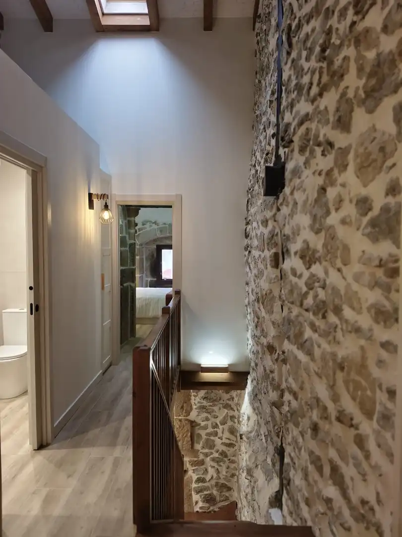 Casa adosada de lloguer en Riotuerto amb Calefacció, Jardí privat i Terrassa