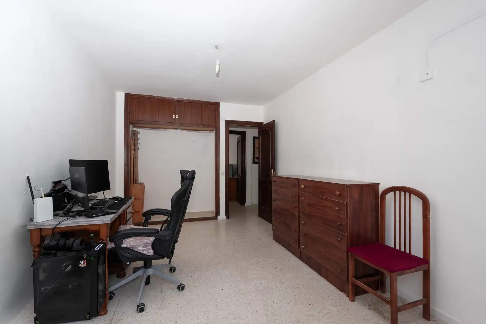 Habitación de Piso en venta en Fuengirola con Terraza, Amueblado y Balcón