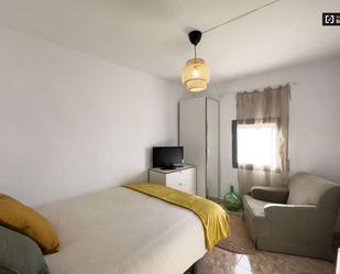 Dormitori de Apartament per a compartir en Esplugues de Llobregat amb Aire condicionat i Terrassa