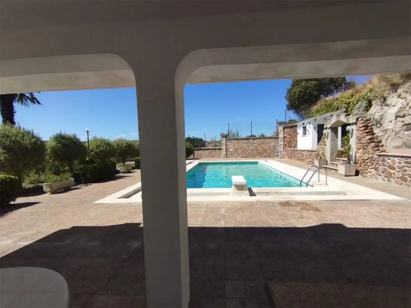 Piscina de Pis en venda en Ciudad Rodrigo amb Jardí privat, Piscina i Moblat