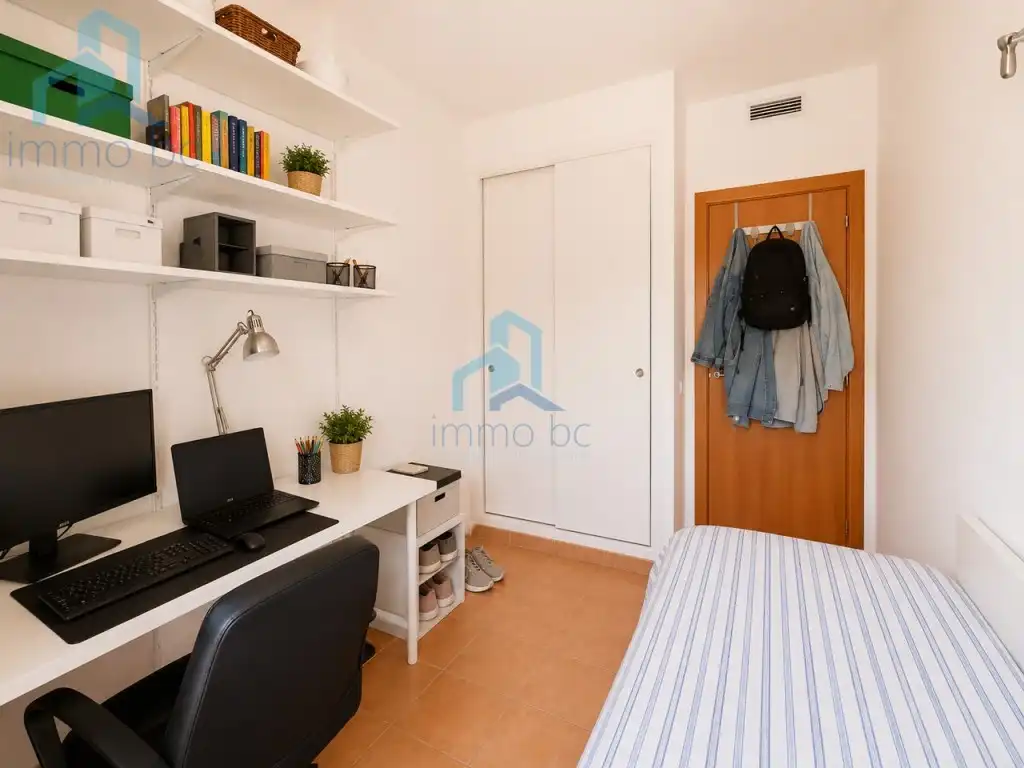 Habitación de Planta baja en venta en Salou