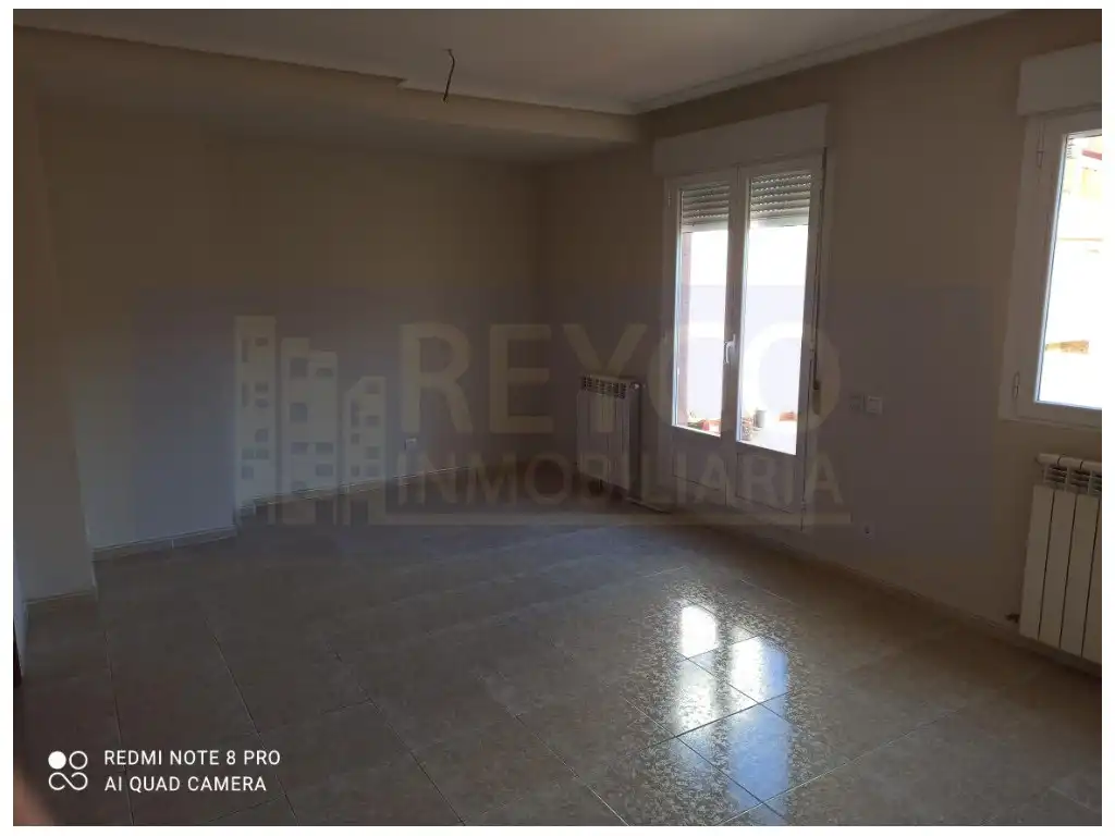 Sala d'estar de Àtic en venda en Nájera amb Balcó