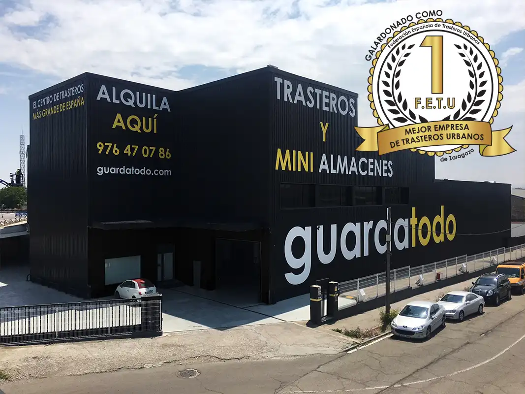 Außenansicht von Lagerraum zur Miete in Zaragoza mit Alarm