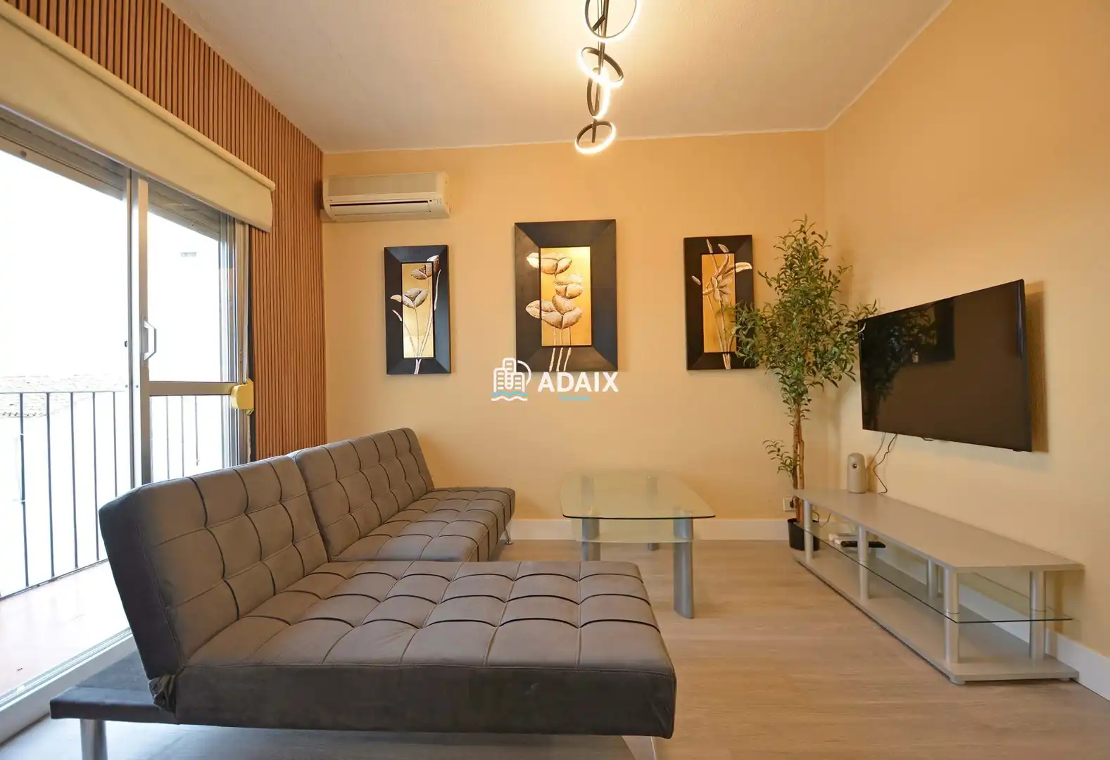 Sala d'estar de Pis en venda en Cáceres amb Aire condicionat i Moblat