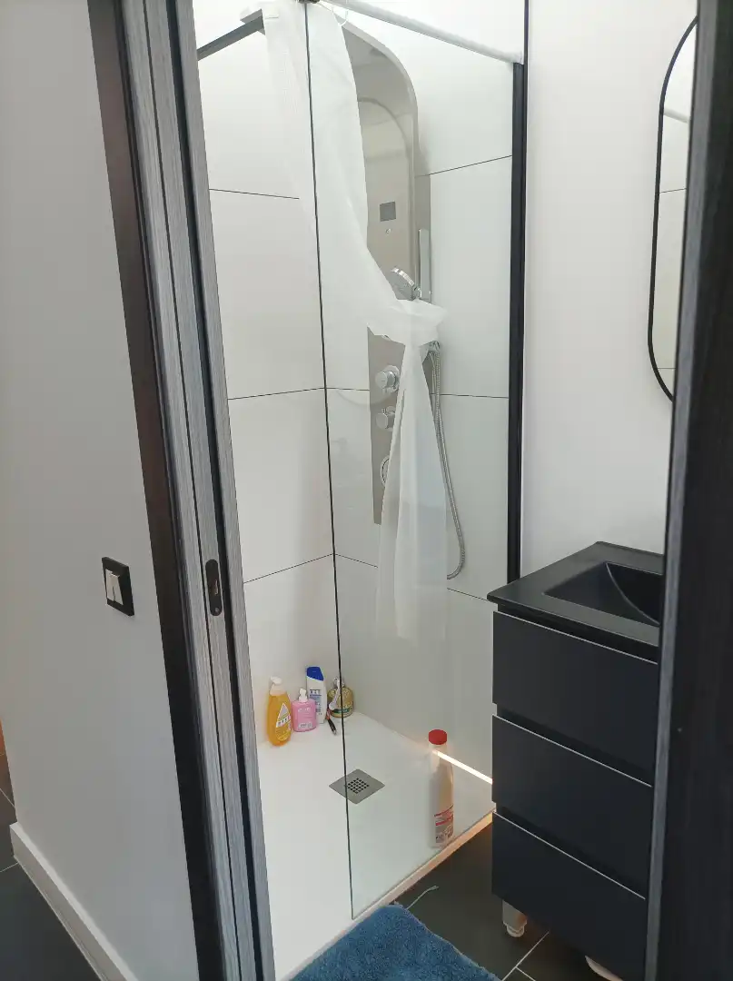Badezimmer von Wohnung zum Verkauf in Madrid mit Klimaanlage, Heizung und Terrasse