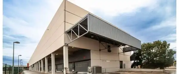 Exterior view of Industrial buildings for rent in Zona de la Vega