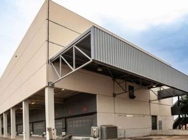 Industrial building to rent in Zona de la Vega