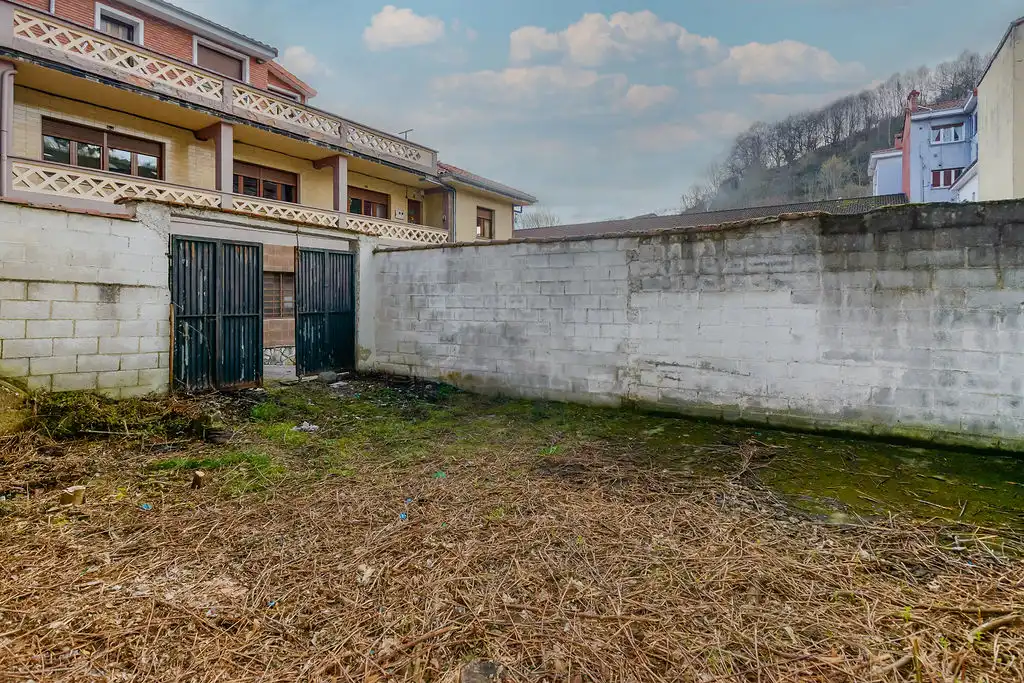 Casa adosada en venda en Langreo