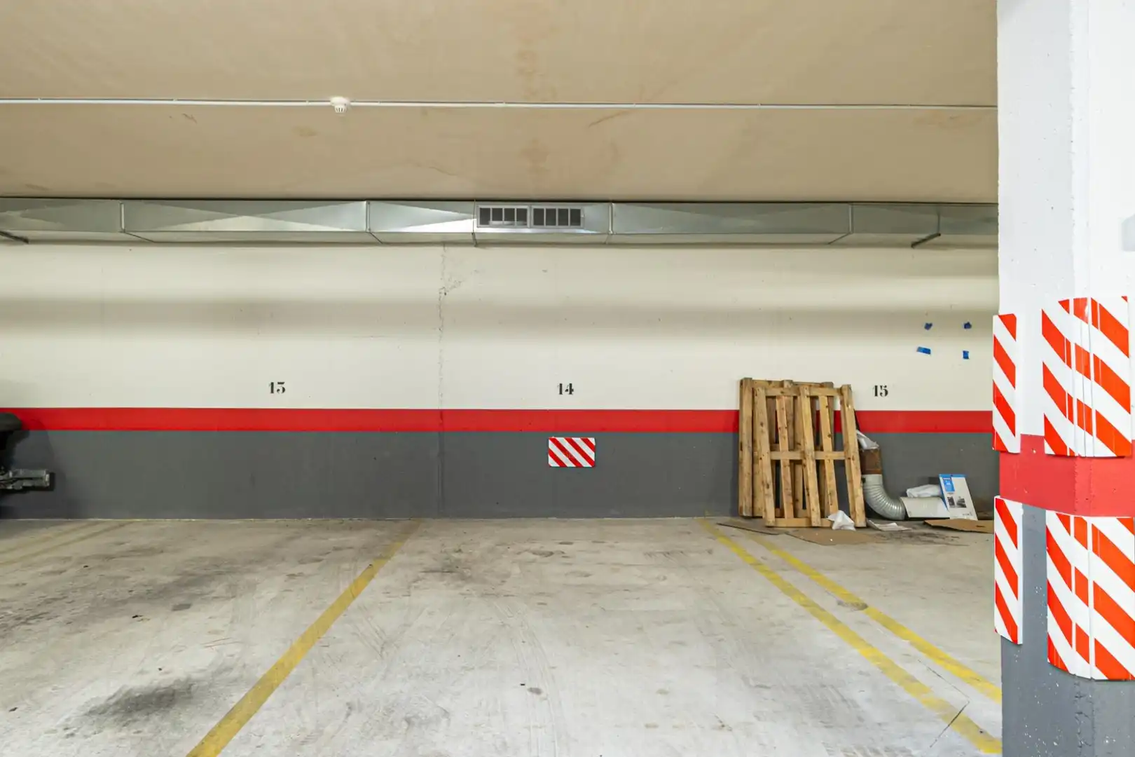 Parkplatz von Garage zur Miete in  Palma de Mallorca