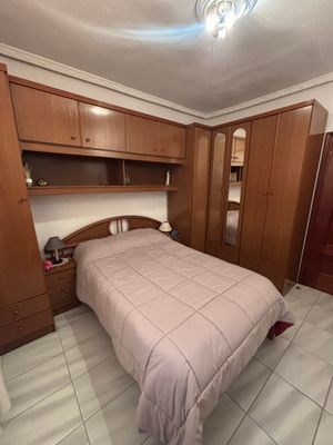 Dormitori de Pis en venda en Avilés amb Traster i Moblat