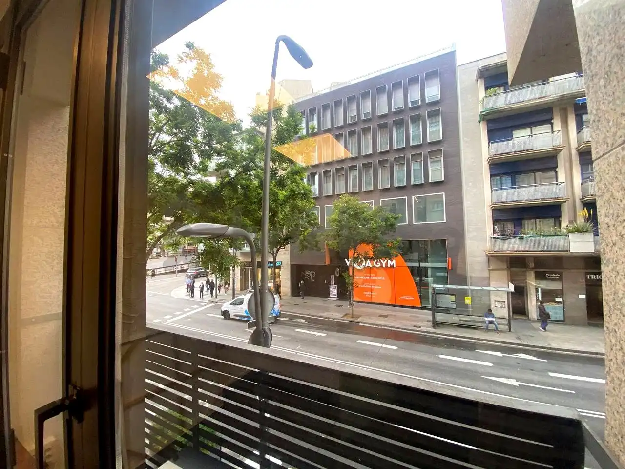 Vista exterior de Oficina de lloguer en Barcelona amb Aire condicionat i Calefacció