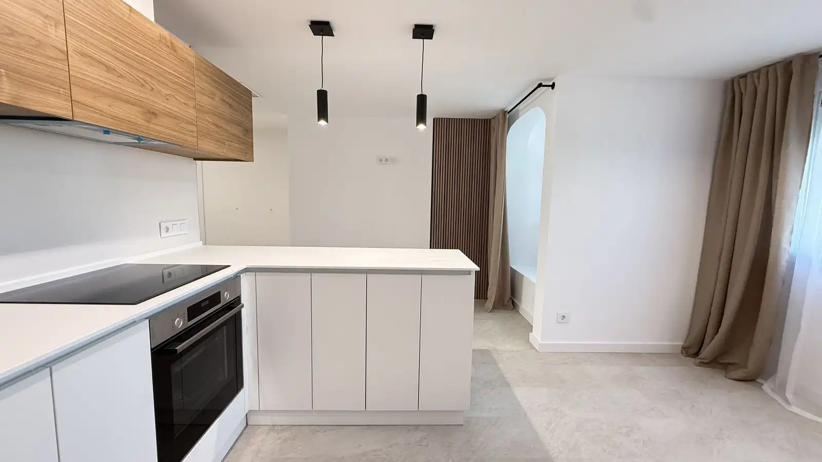 Cuina de Apartament en venda en Estepona amb Terrassa, Traster i Moblat