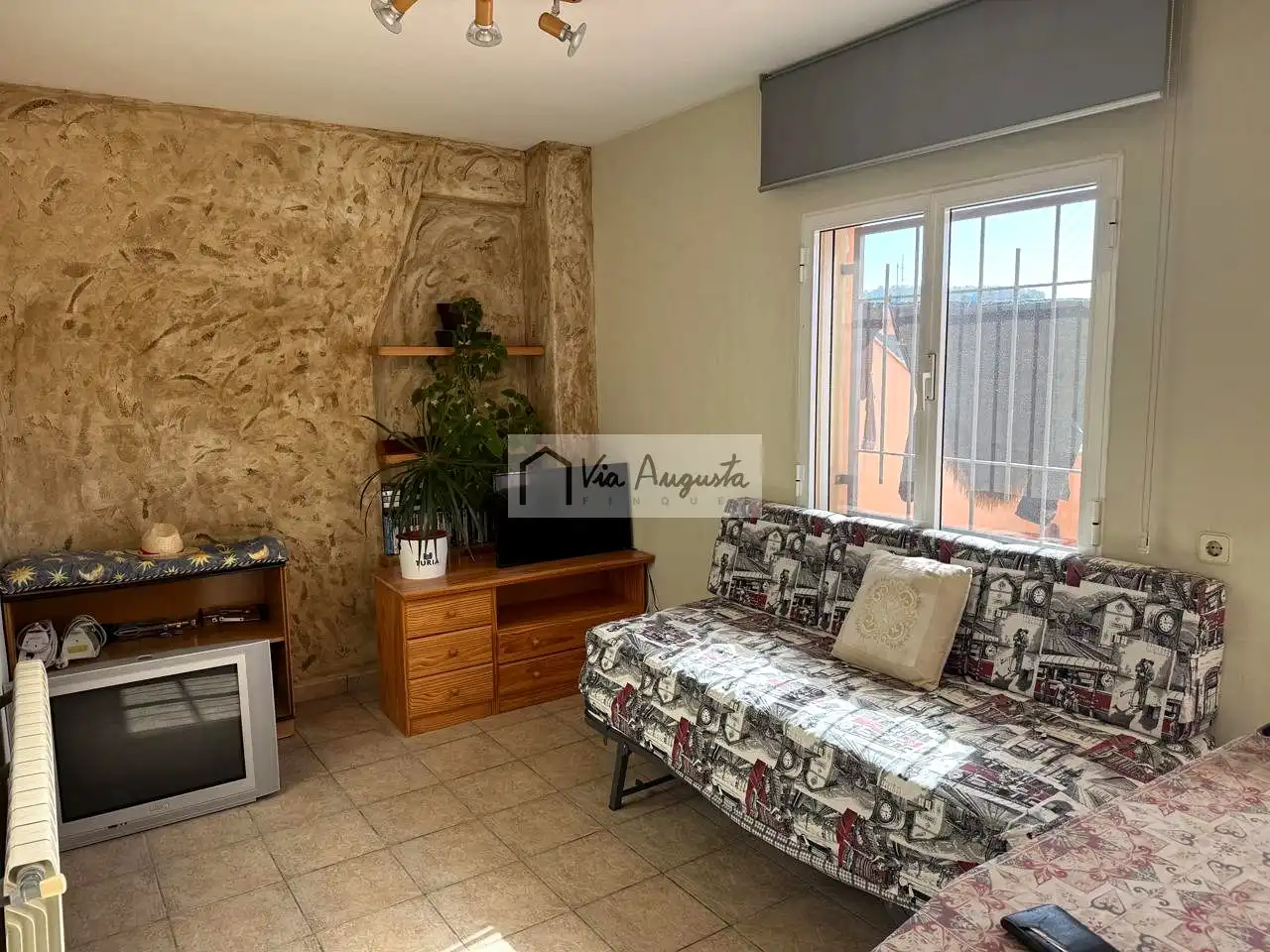 Sala de estar de Casa o chalet en venta en El Perelló con Calefacción, Terraza y Amueblado