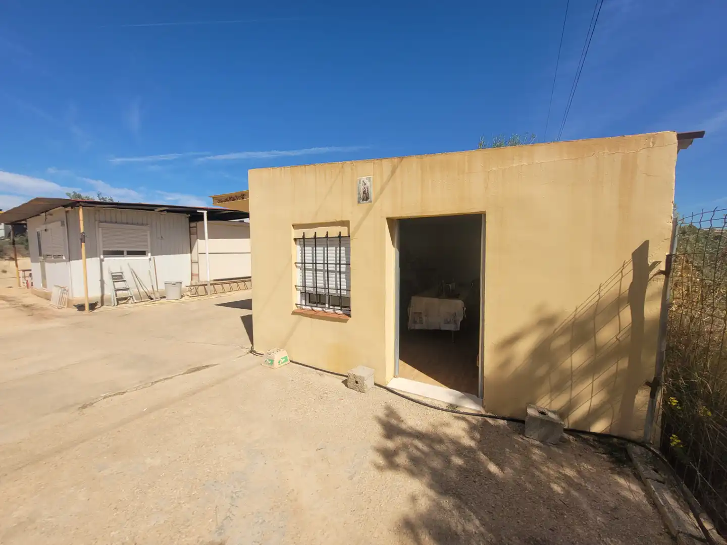 Vista exterior de Casa o chalet en venta en Montserrat con Jardín privado y Terraza