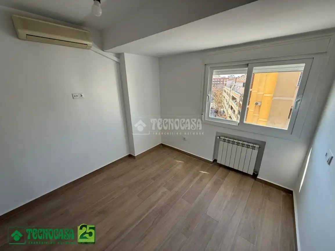 Bedroom of Flat for sale in Ciudad Real  with Air Conditioner, Heating and Terrace