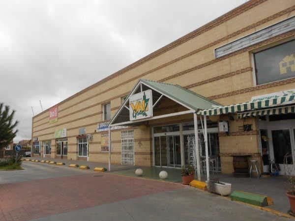 Local en venta en Villanueva de la Torre