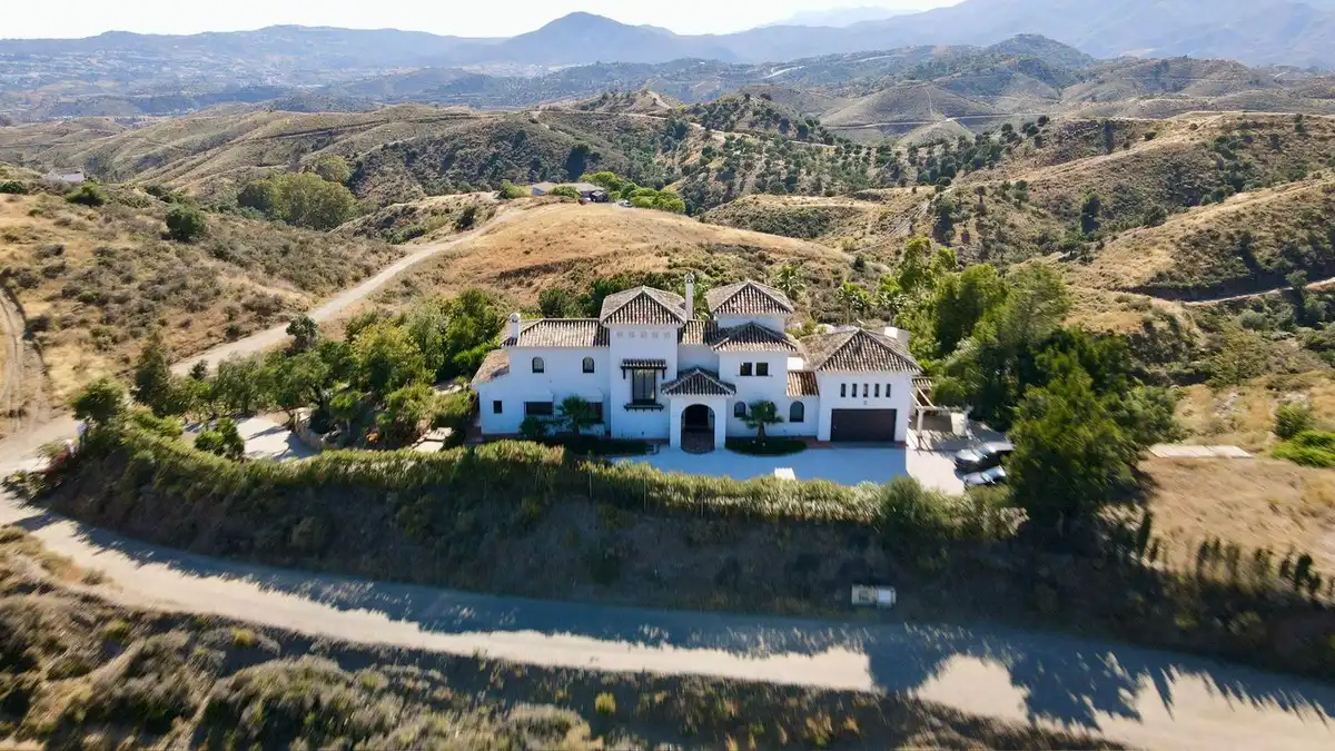 Chalet con piscina en venta en Mijas pueblo, imagen 2