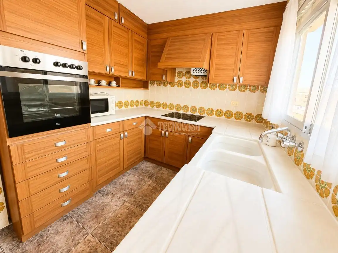 Cocina de Piso en venta en Torrent con Balcón