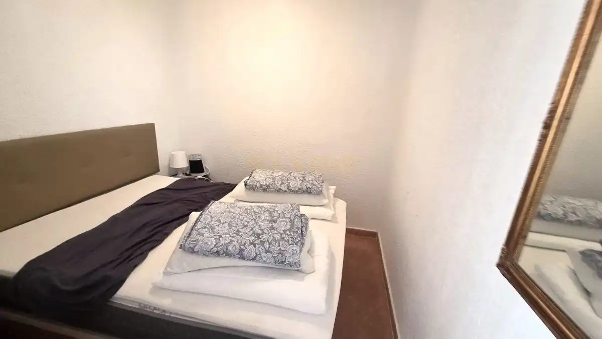 Dormitori de Apartament en venda en Torremolinos amb Aire condicionat, Calefacció i Moblat