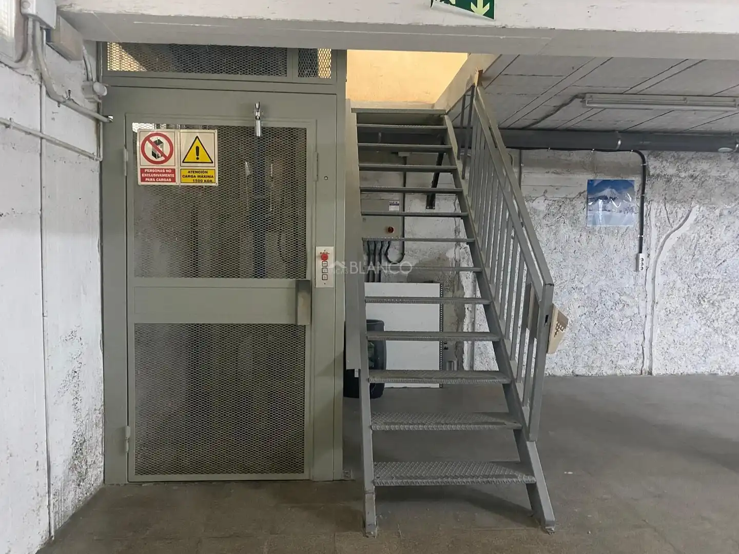 Parkplatz von Geschaftsraum zur Miete in Capellades