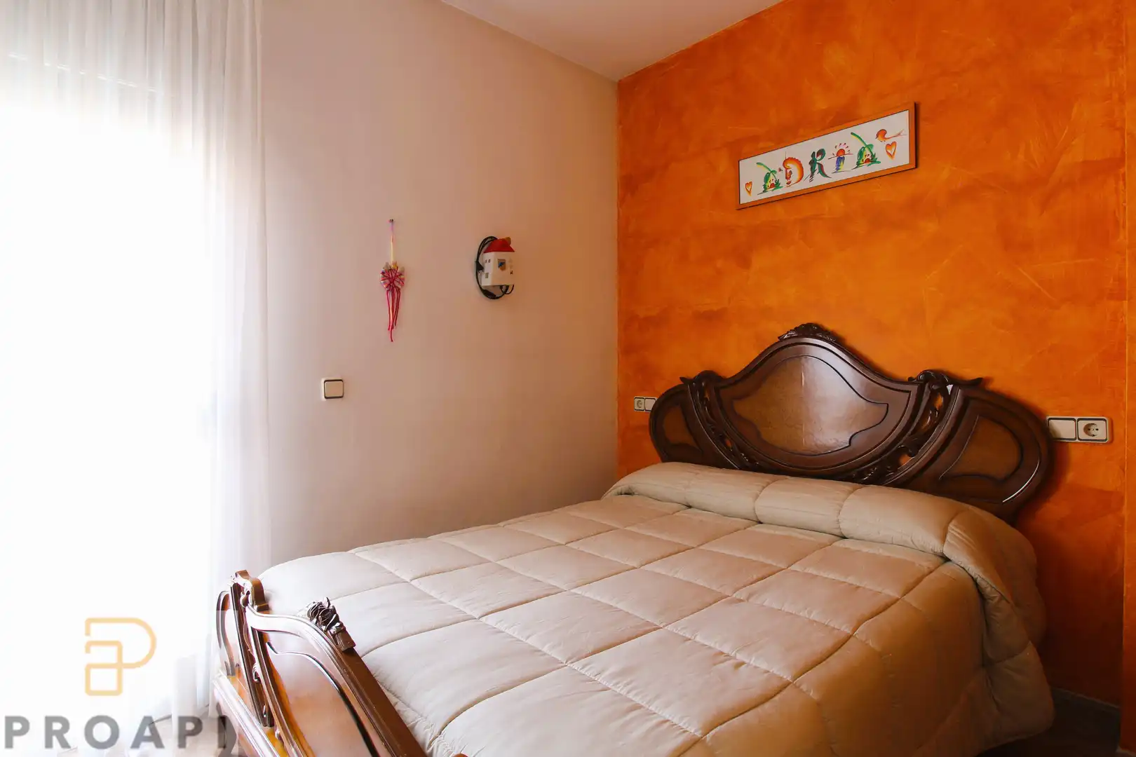 Habitación de Casa o chalet en venta en Girona con Aire acondicionado, Calefacción y Jardín privado