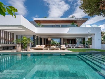 Villa con piscina in vendita a Elviria - Cabopino