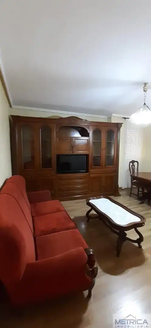 Sala d'estar de Pis de lloguer en Salamanca amb Calefacció, Moblat i Balcó