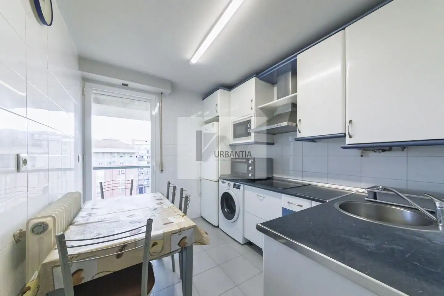 Kitchen of Flat for sale in  Pamplona / Iruña  with Heating, Parquet flooring and Terrace