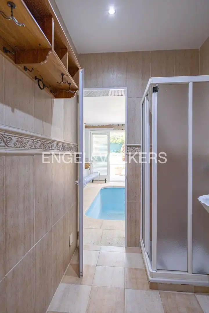 Piscina de Casa o chalet en venta en Móstoles con Calefacción, Jardín privado y Parquet