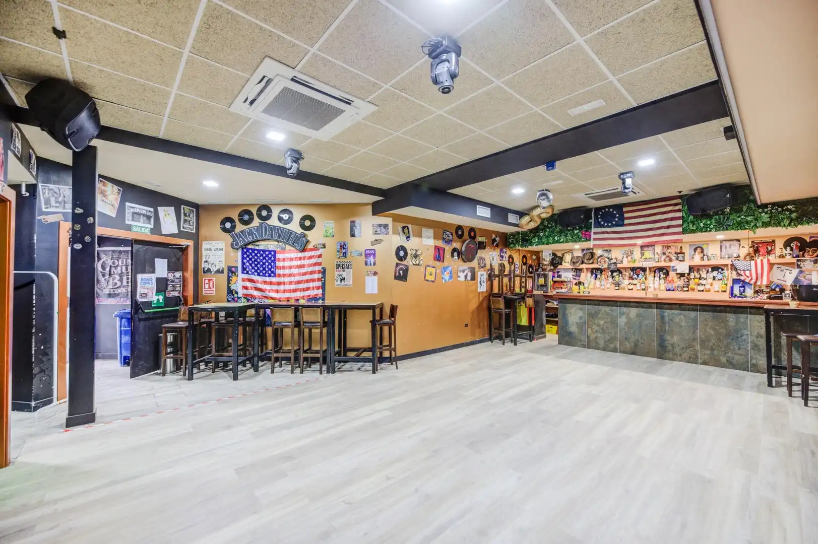 Geschaftsraum zur Miete in Torrelodones mit Klimaanlage