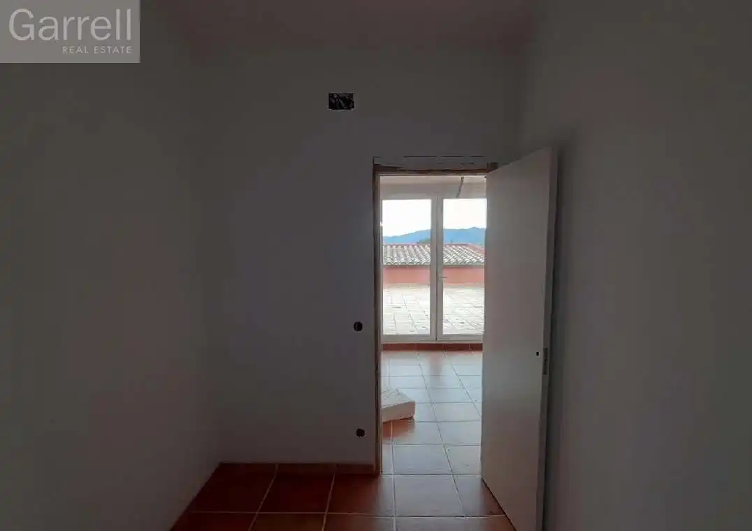 Casa adosada en venda a CL SANT GRAU (P) UR LA COMETA MONTAGUT I OIX (GI, Montagut i Oix