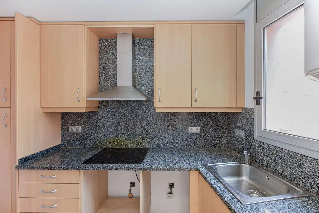 Kitchen of Flat for sale in Blanes