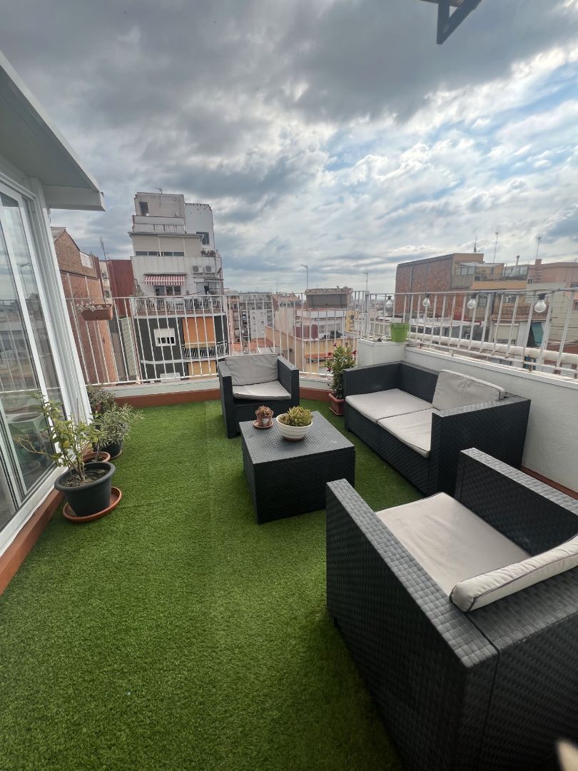 Terrace of Attic to rent in  Barcelona Capital  with Air Conditioner, Heating and Terrace