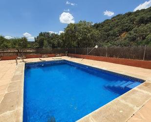 Piscina de Finca rústica en venda en Belvís de la Jara amb Calefacció, Jardí privat i Traster