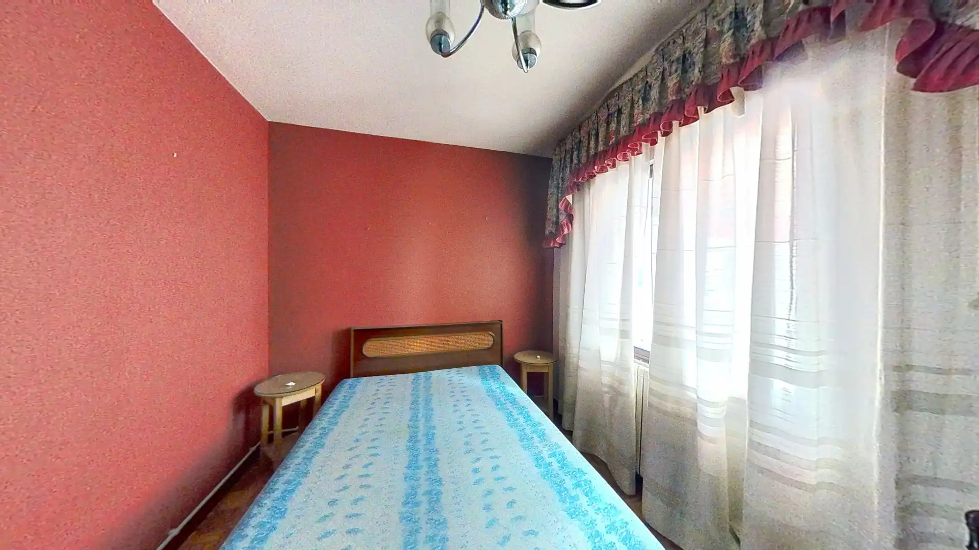 Habitación de Piso en venta en Torrelavega  con Calefacción, Amueblado y Balcón