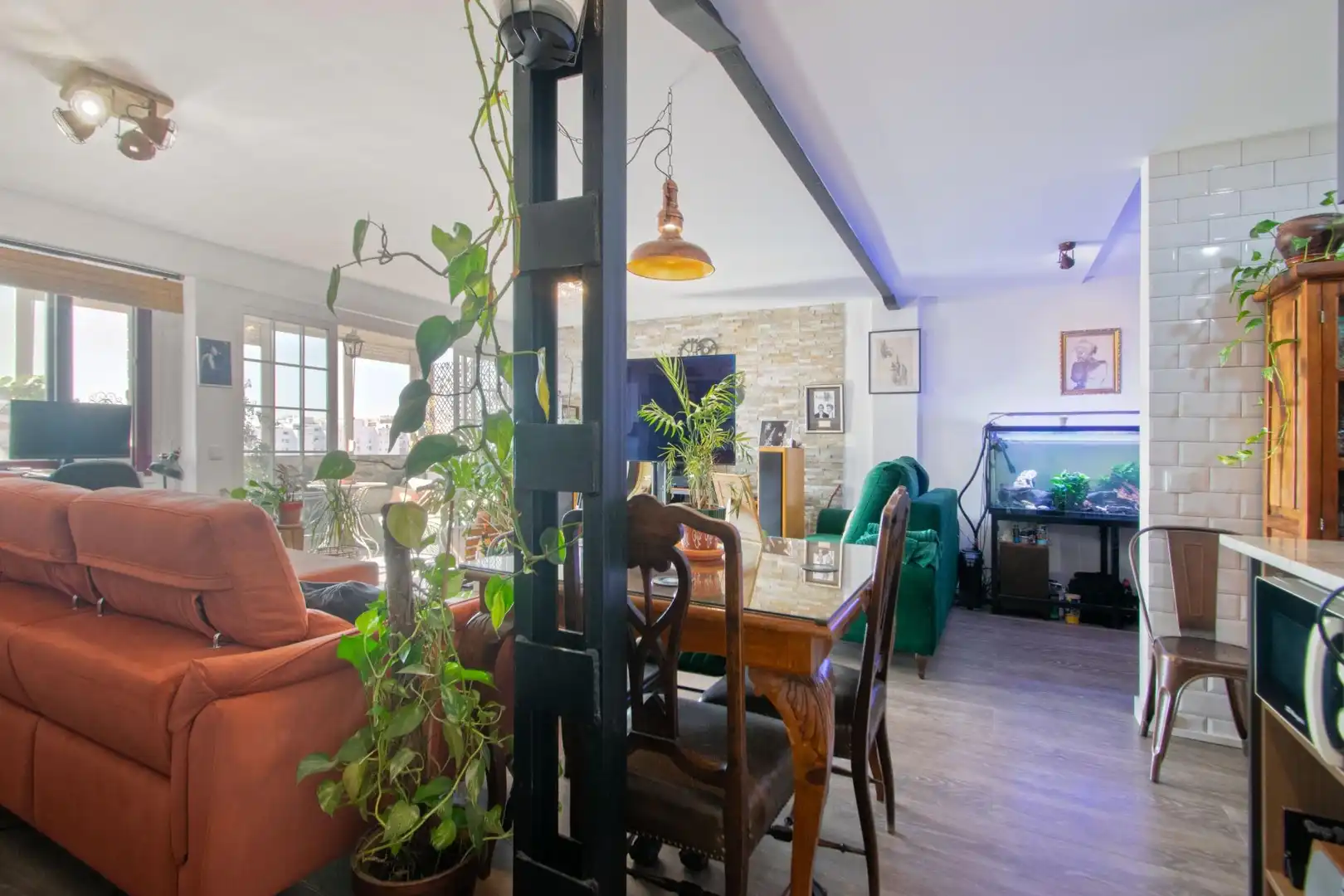 Dining room of Flat for sale in Sevilla  with Air Conditioner and Terrace