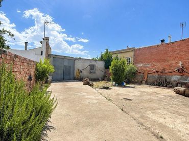 Wohnbaugrundstück zum Verkauf in Villafranca de los Caballeros