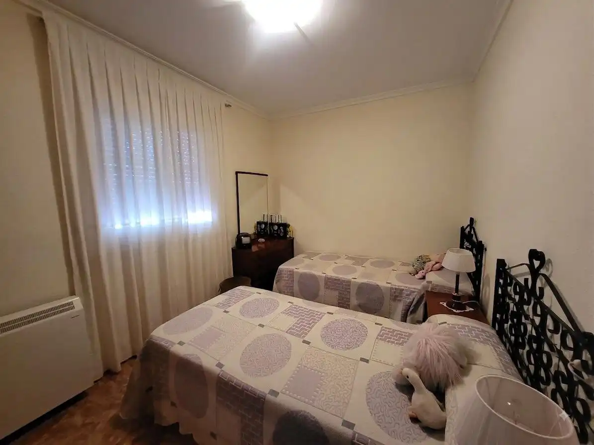 Bedroom of Houses for sale in Sisante  with Heating and Private garden