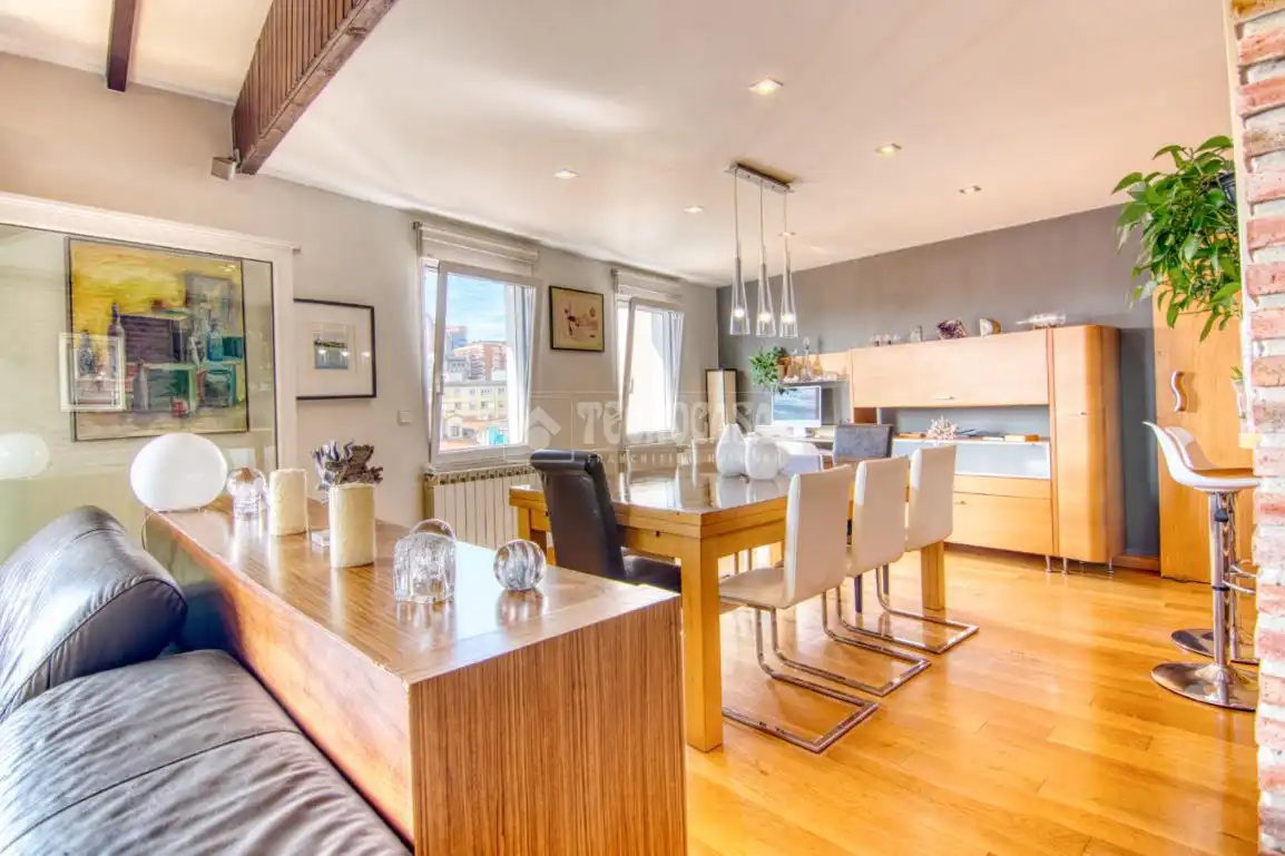 Comedor de Piso en venta en Santander con Terraza y Trastero