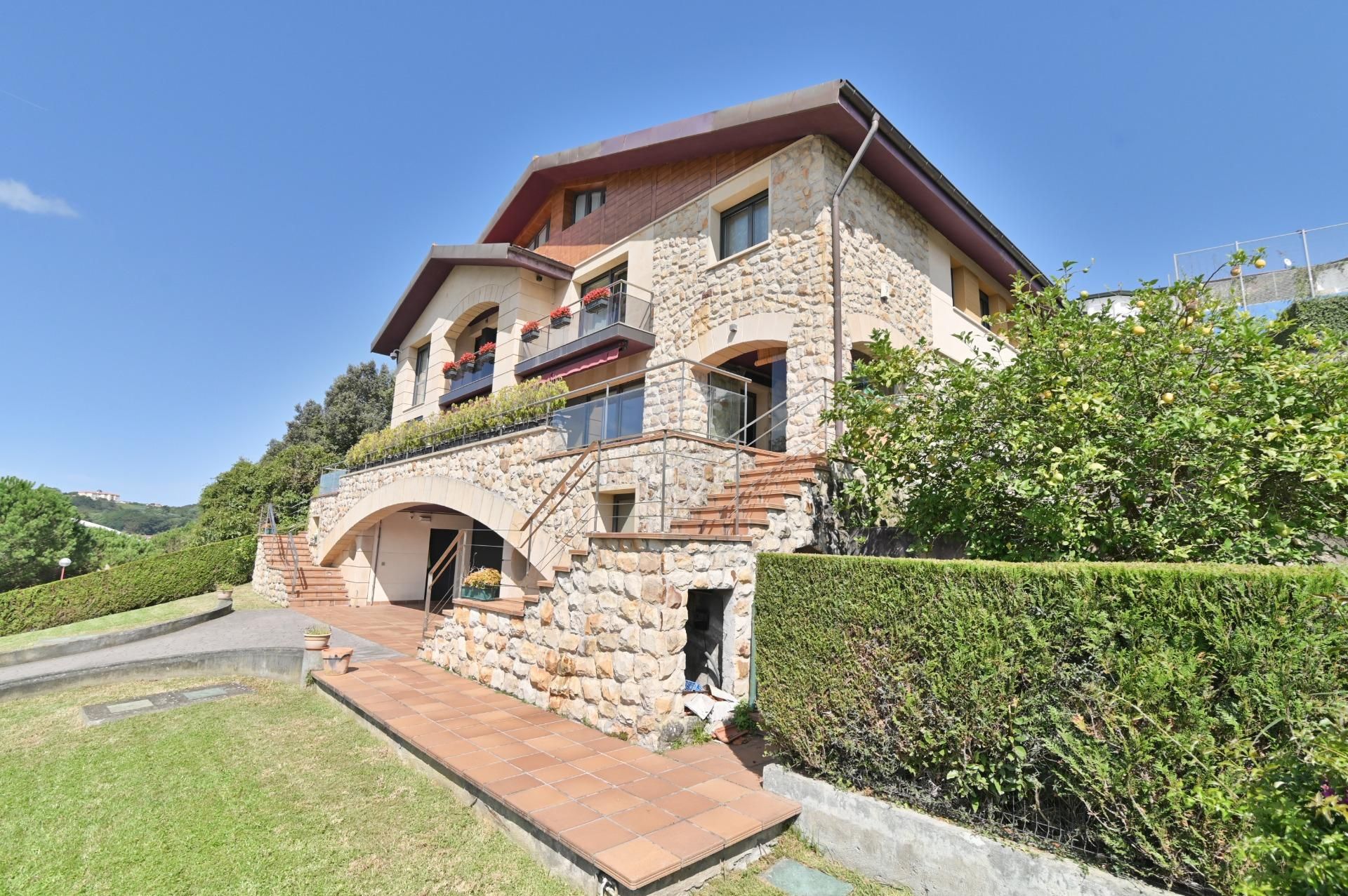 Exterior view of House or chalet for sale in Gorliz  with Heating, Private garden and Terrace